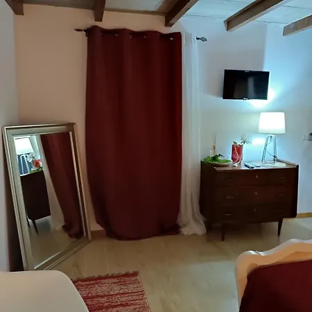 Casa Fontelas * Каштелу-ди-Пайва