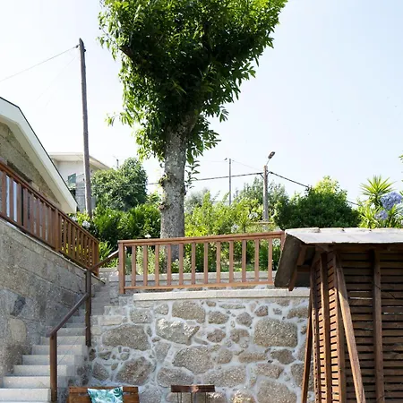 Casa Fontelas مزرعة للإقامة *